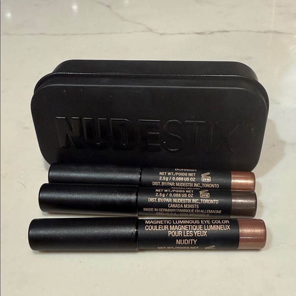 NUDESTIX Magnetic Luminous Eye Color Trio - Copper, Taupe, Charcoal - Picture 1 of 3